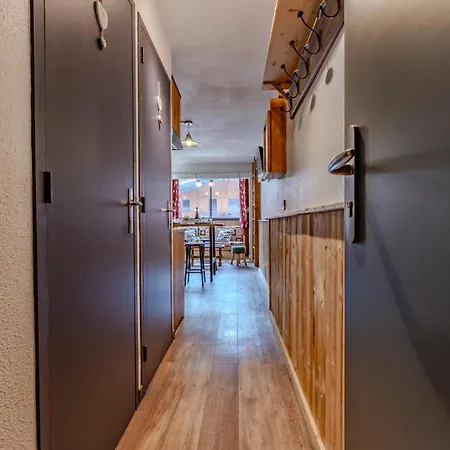 Διαμέρισμα Modern 2br For 6 - Ski-in Ski-out Access, Rue Caron,