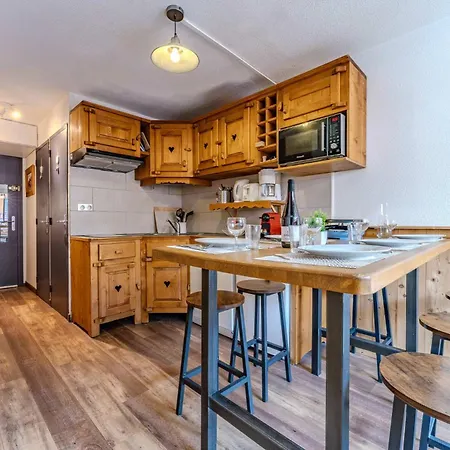 Modern 2br For 6 - Rue Caron, Apartment *